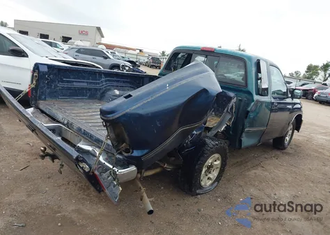 1997 Toyota T100 z USA, uszkodzony, nr VIN JT4TN12D6UB003064